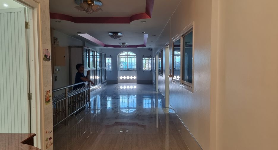 For sale 6 bedrooms townhouse in Phimai, Nakhon Ratchasima