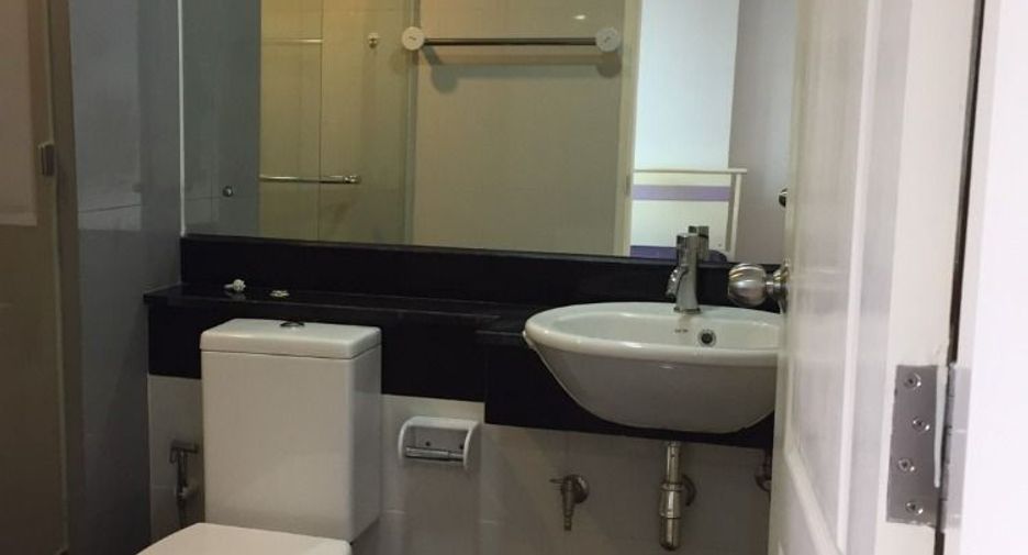 For sale 1 bed condo in Phaya Thai, Bangkok