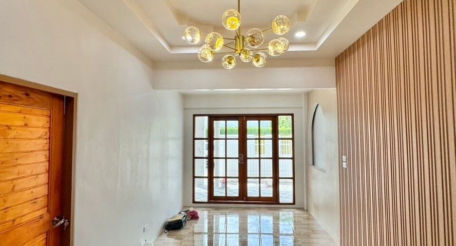 For sale 4 bedrooms house in Mueang Phuket, Phuket