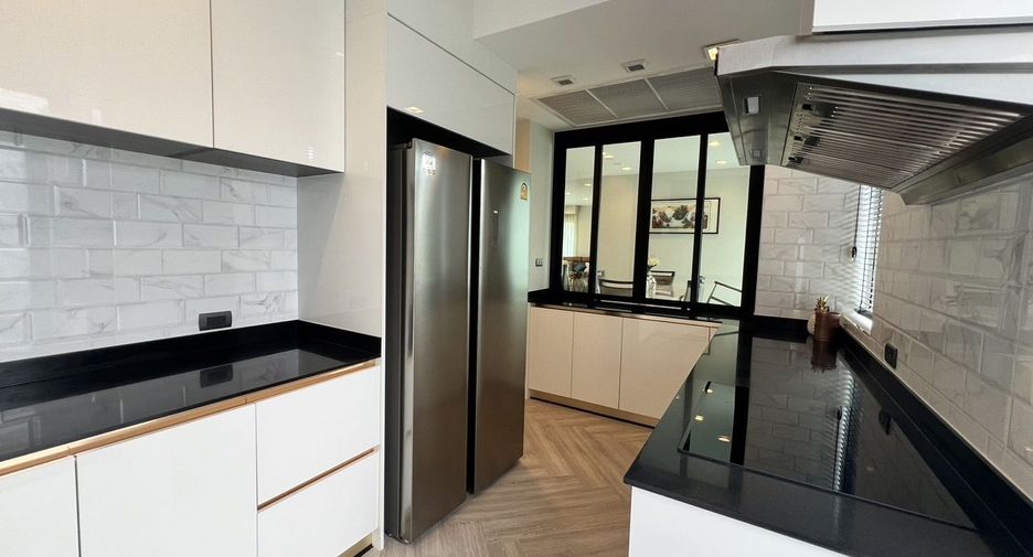 Продажа и аренда 4 спальни дом в Лат Крабанг, Бангкок