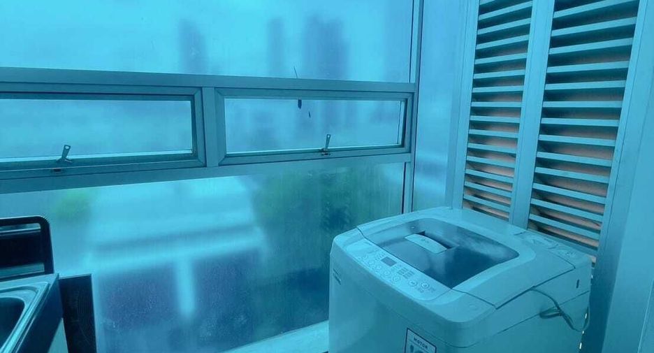 For sale 1 bed condo in Huai Khwang, Bangkok