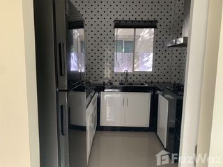 出租 3 卧室 独立屋 在 塔朗, 普吉