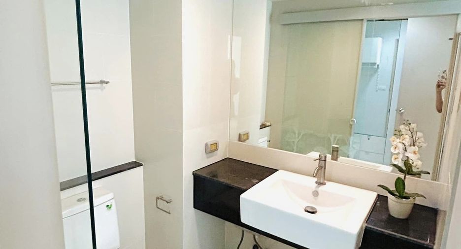 Condo en venta de 2 habitaciones en Khlong San, Bangkok