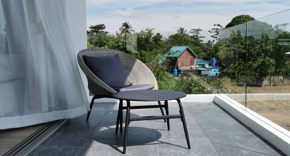 For rent 2 bedrooms condo in Mueang Phuket, Phuket
