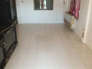 Аренда 2 спальни таунхаус в Mueang Chon Buri, Чонбури