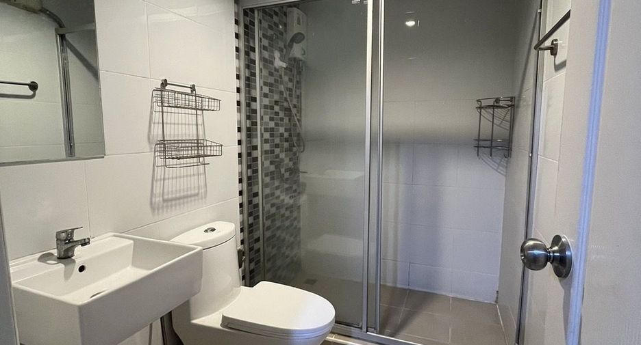 For sale 2 bedrooms condo in Krathum Baen, Samut Sakhon