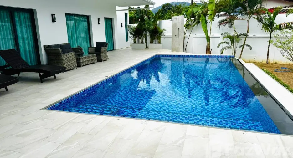 For sale 4 bedrooms villa in Mueang Phuket, Phuket