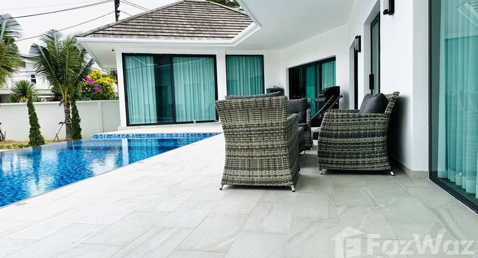 For sale 4 bedrooms villa in Mueang Phuket, Phuket