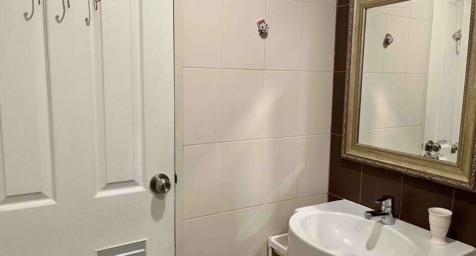 For sale 1 bed condo in Bang Phlat, Bangkok