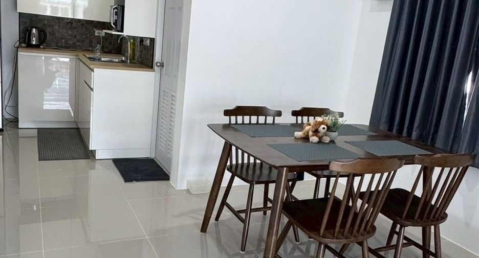 À louer 2 chambres maison à Mueang Phuket, Phuket