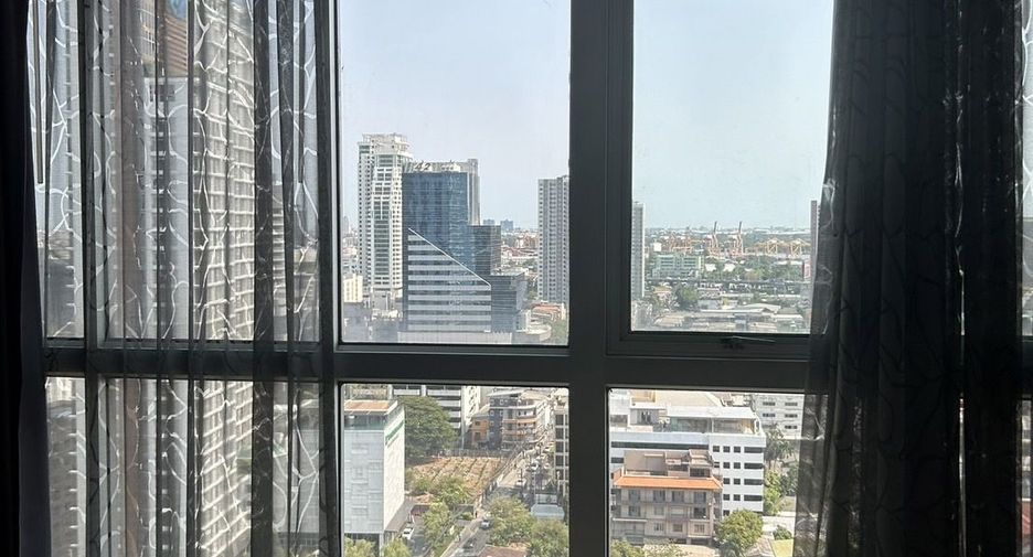 For sale 2 bedrooms condo in Khlong Toei, Bangkok