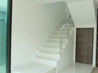 ขาย 3 ห้องนอน บ้านเดี่ยว ใน วัฒนา, กรุงเทพฯ