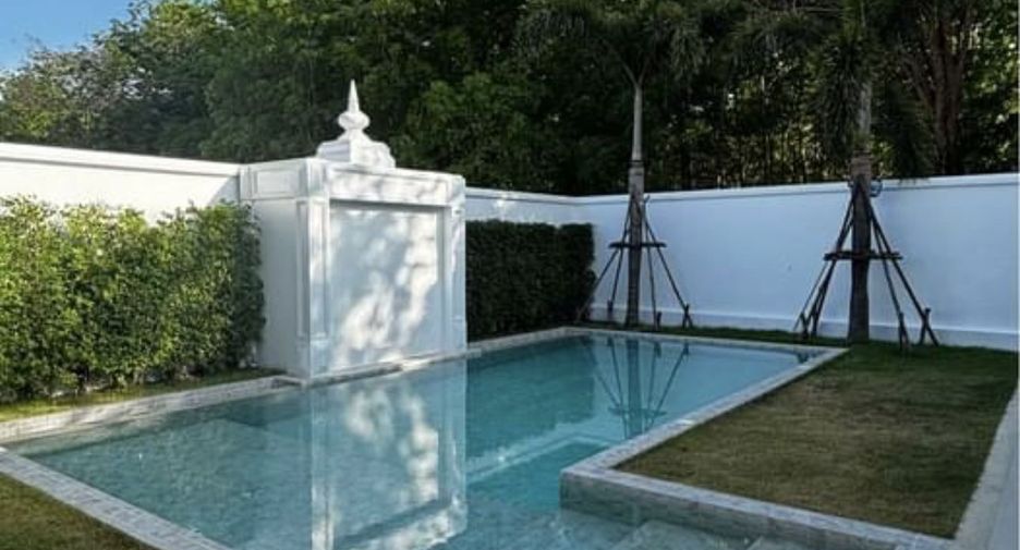 For rent 2 bedrooms villa in Mueang Phuket, Phuket