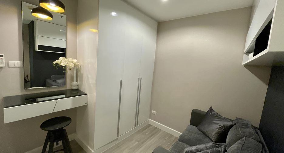 Wohnung zum Kauf und zur Miete mit 3 Zimmer in Huai Khwang, Bangkok