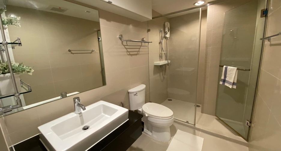 Wohnung zum Kauf und zur Miete mit 3 Zimmer in Huai Khwang, Bangkok
