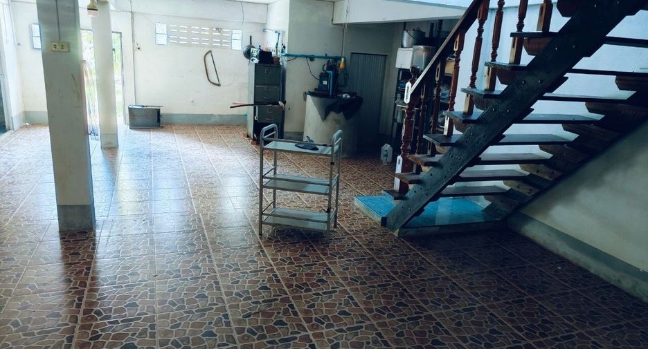 For sale 4 bedrooms house in Mueang Yala, Yala