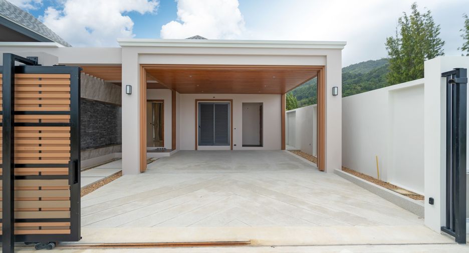 For sale 3 bedrooms villa in Thalang, Phuket