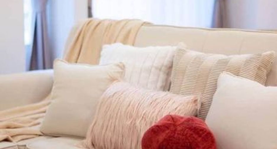 For sale 1 bed condo in Huai Khwang, Bangkok