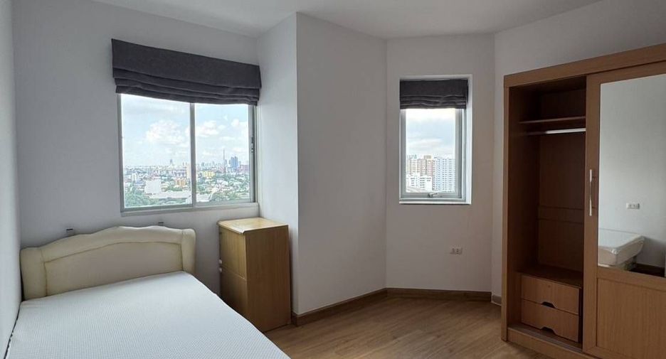 For rent 2 bedrooms condo in Mueang Nonthaburi, Nonthaburi
