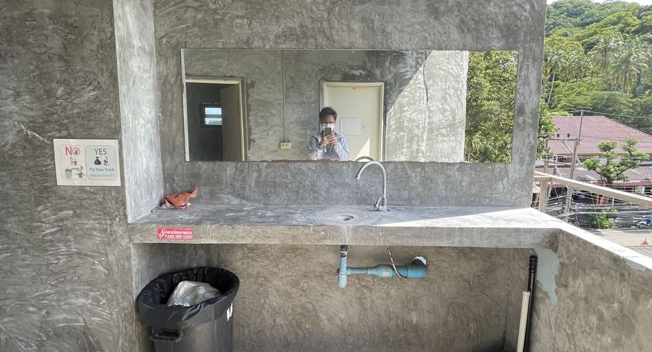 For sale 32 bedrooms hotel in Ko Pha-ngan, Surat Thani