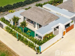 For sale 4 bedrooms villa in Thalang, Phuket