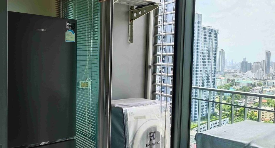 For sale 2 bedrooms condo in Thon Buri, Bangkok