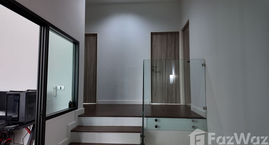 For sale 4 ベッドルーム house in Mueang Nakhon Ratchasima, Nakhon Ratchasima