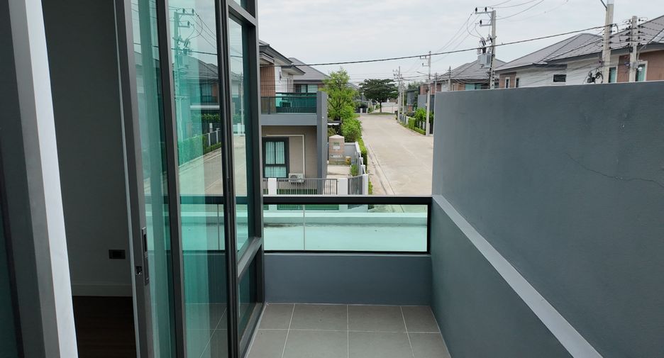For sale 4 ベッドルーム house in Mueang Nakhon Ratchasima, Nakhon Ratchasima