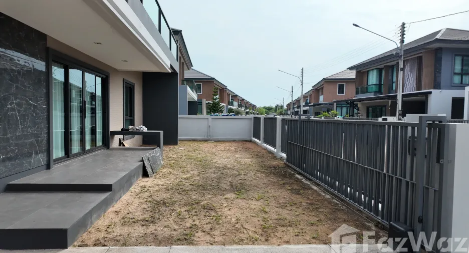 For sale 4 ベッドルーム house in Mueang Nakhon Ratchasima, Nakhon Ratchasima