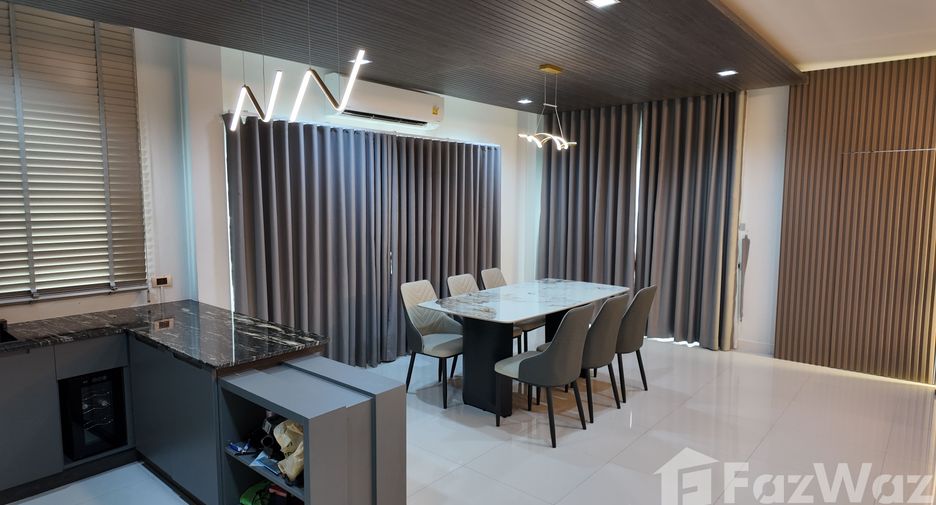 For sale 4 ベッドルーム house in Mueang Nakhon Ratchasima, Nakhon Ratchasima