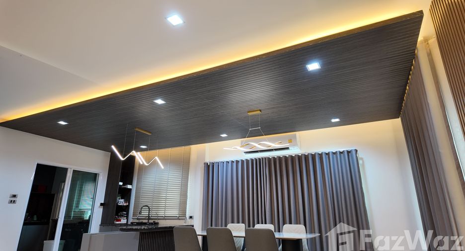 For sale 4 ベッドルーム house in Mueang Nakhon Ratchasima, Nakhon Ratchasima