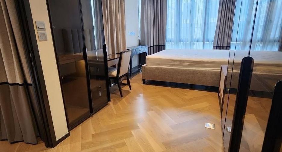 For sale 2 bedrooms condo in Watthana, Bangkok