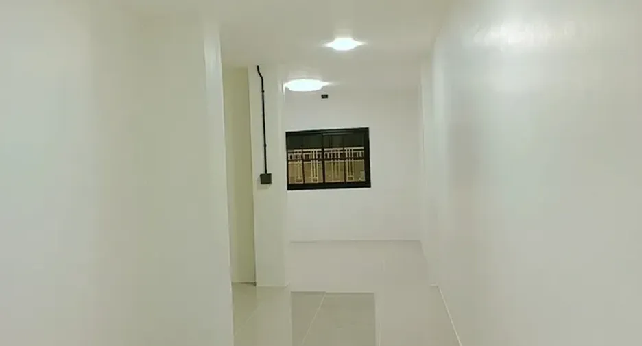 Продажа 4 спальни таунхаус в Mueang Saraburi, Saraburi