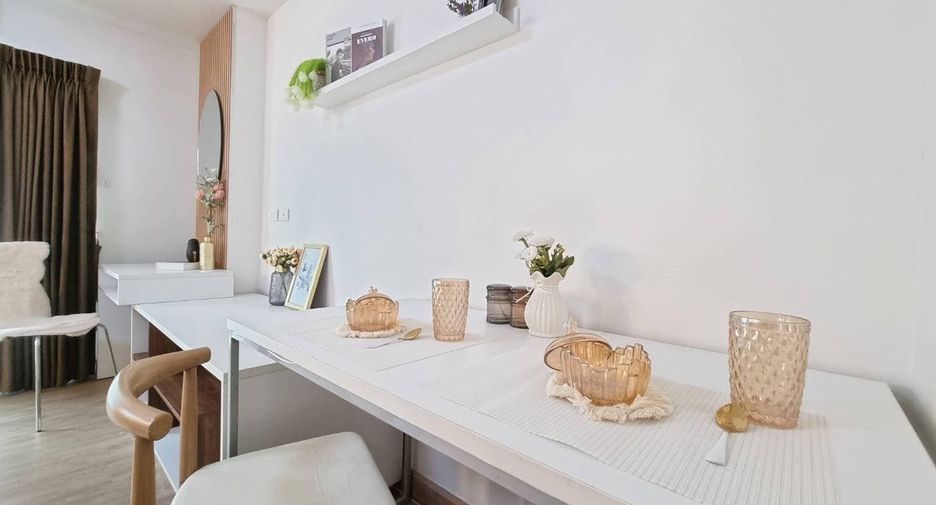 For sale studio condo in Phra Khanong, Bangkok
