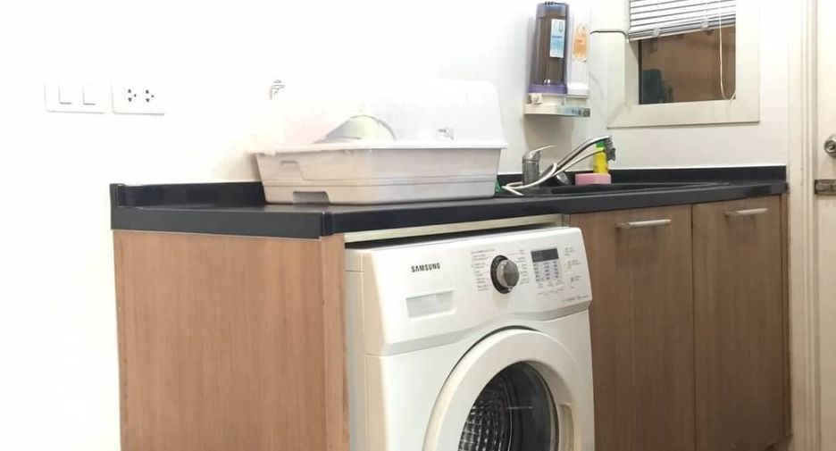 For sale 1 bed condo in Pathum Wan, Bangkok