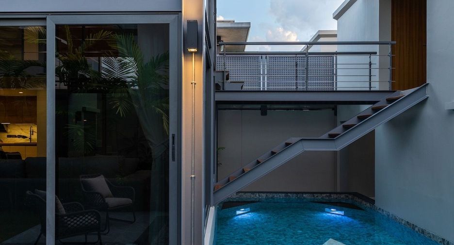 For sale 3 bedrooms villa in Thalang, Phuket