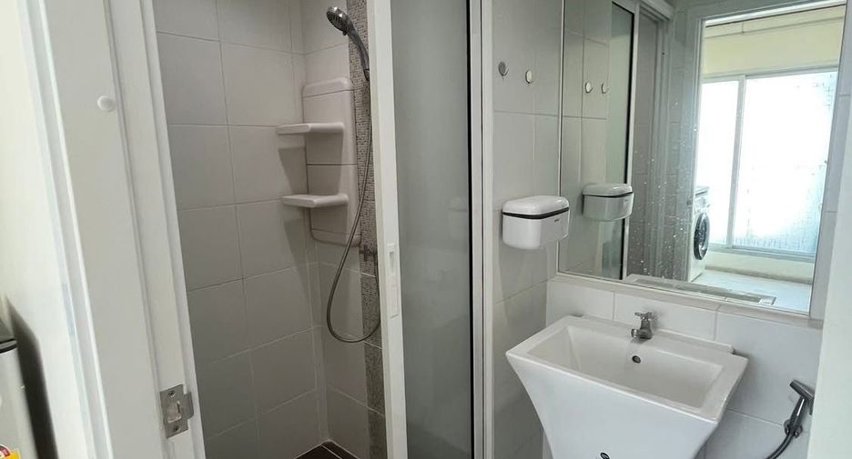 For rent studio condo in Mueang Nonthaburi, Nonthaburi