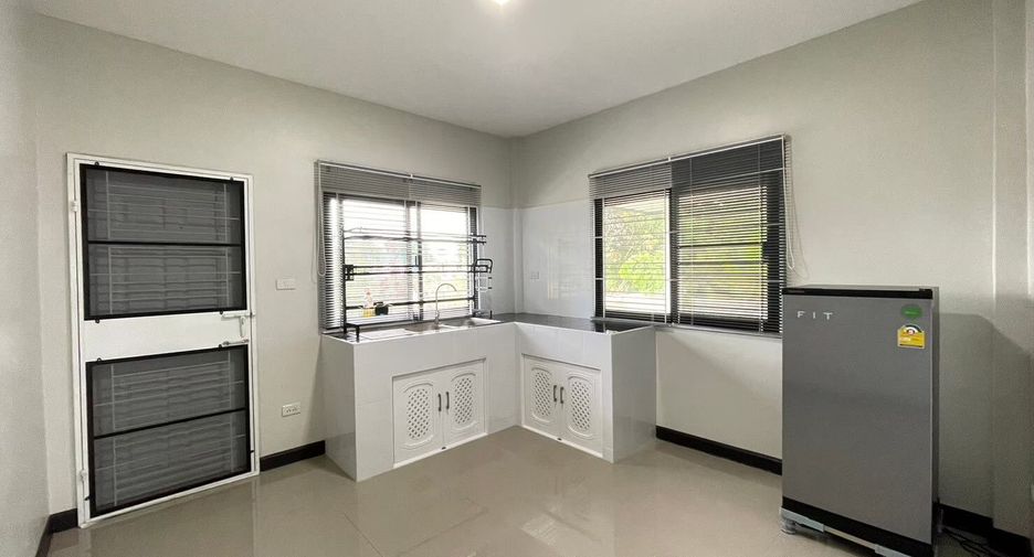 For sale 2 bedrooms house in Mueang Phitsanulok, Phitsanulok