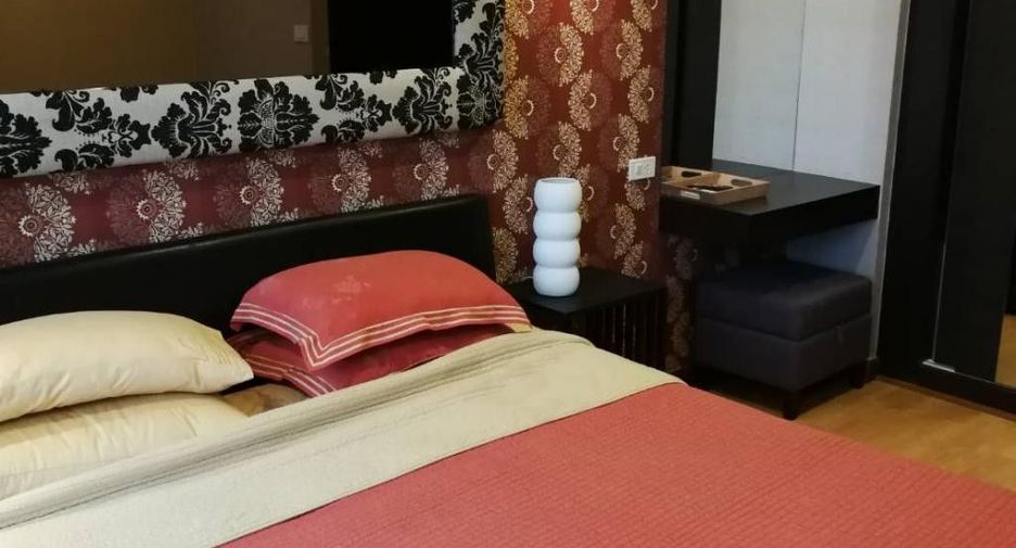 For sale 1 bed condo in Watthana, Bangkok