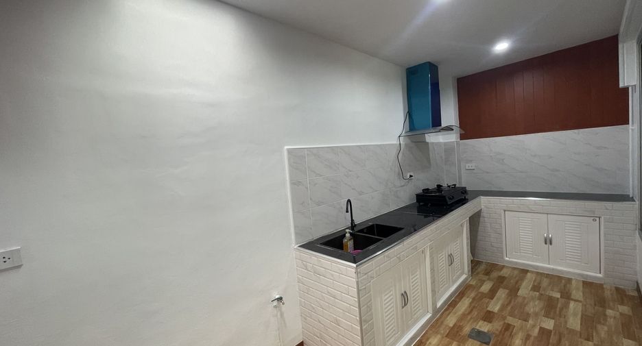 Casa en venta de 3 habitaciones en Thung Khru, Bangkok