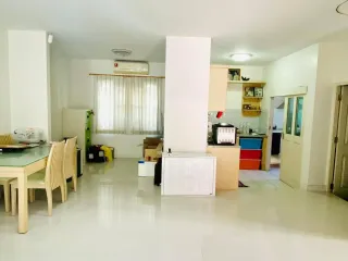 À vendre 3 chambres maison à Min Buri, Bangkok