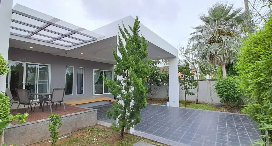 For rent 4 bedrooms villa in Thalang, Phuket