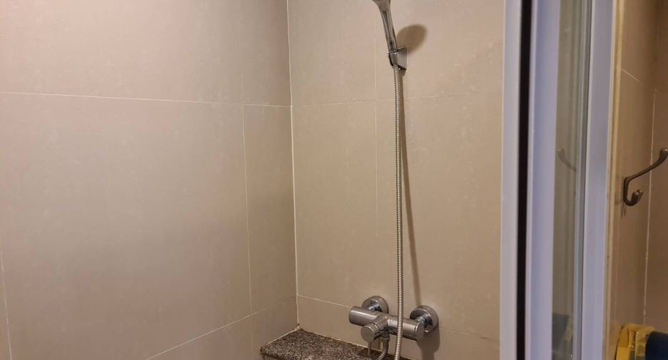 For sale 1 bed condo in Don Mueang, Bangkok