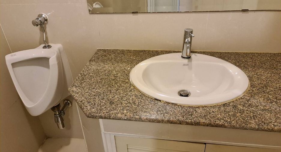 For sale 1 bed condo in Don Mueang, Bangkok