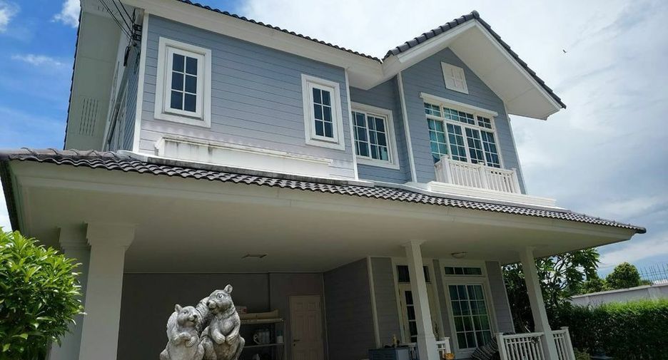 For sale 3 bedrooms house in Khlong Sam Wa, Bangkok