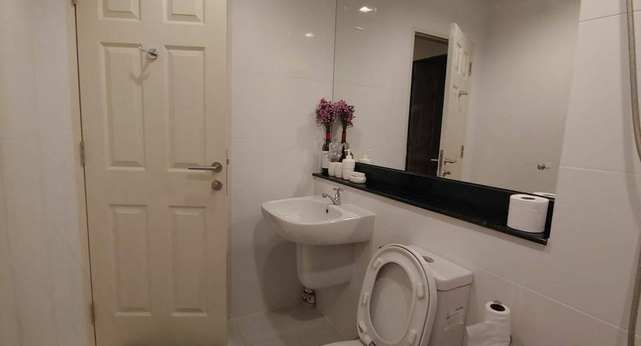 For sale 3 bedrooms house in Khlong Sam Wa, Bangkok