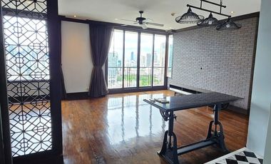 À vendre 2 chambres condo à Khlong Toei, Bangkok