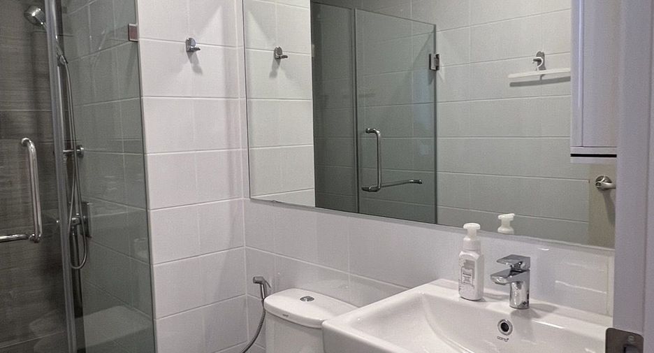 For sale 2 bedrooms condo in Bang Kapi, Bangkok