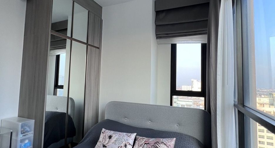 For sale 2 bedrooms condo in Bang Kapi, Bangkok