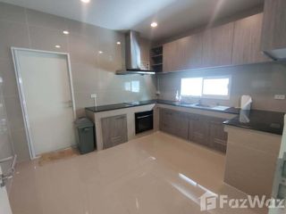Продажа 4 спальни дом в Кхлонг Сам Ща, Бангкок
